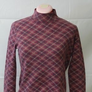 St. John's Bay medium length sleeve tee